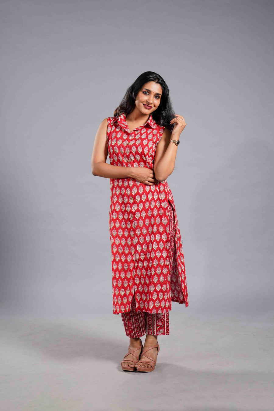 Crimson Leaf Sanganeri Sleeveless Kurta Set image 0