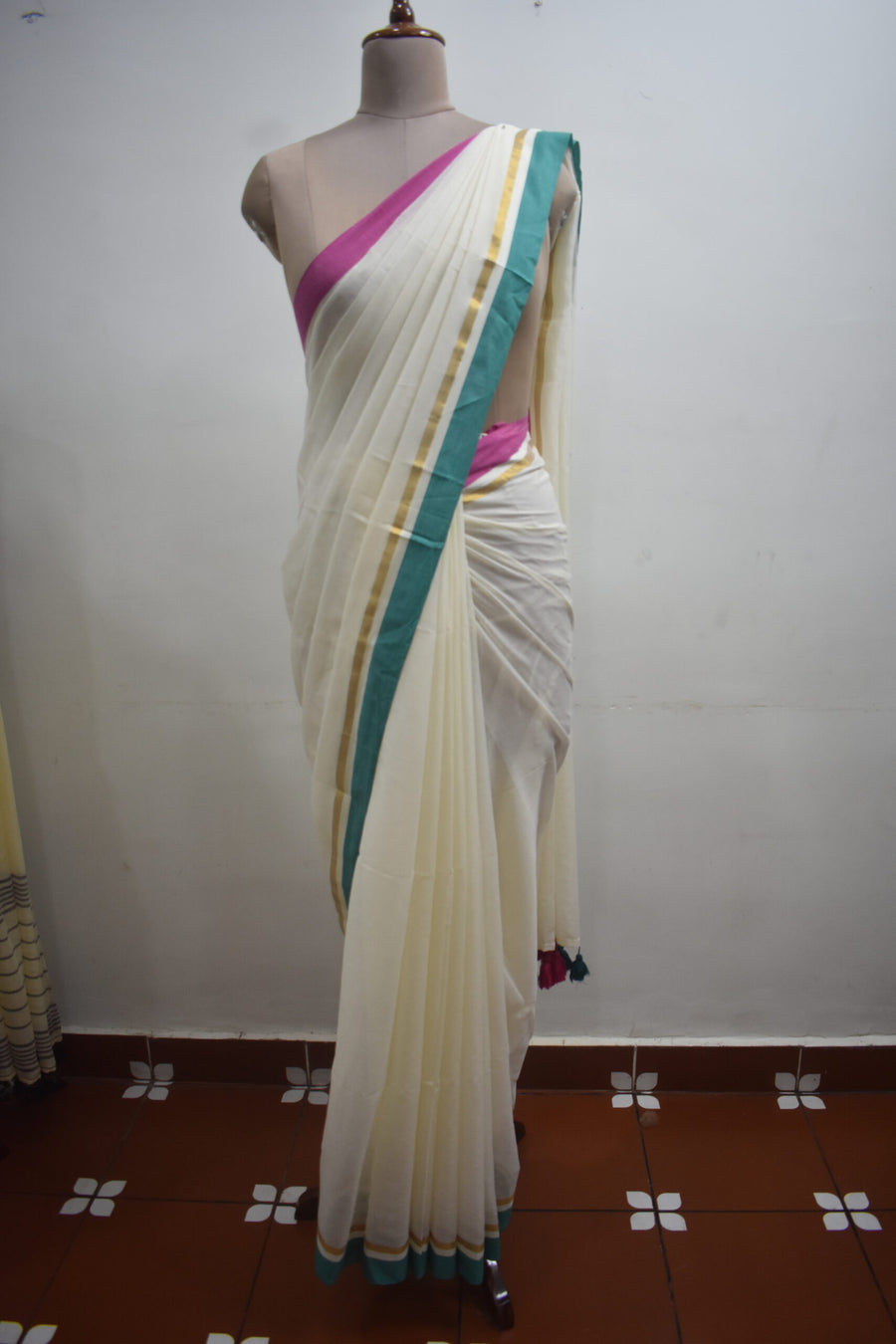 Mul Cotton Saree image 0